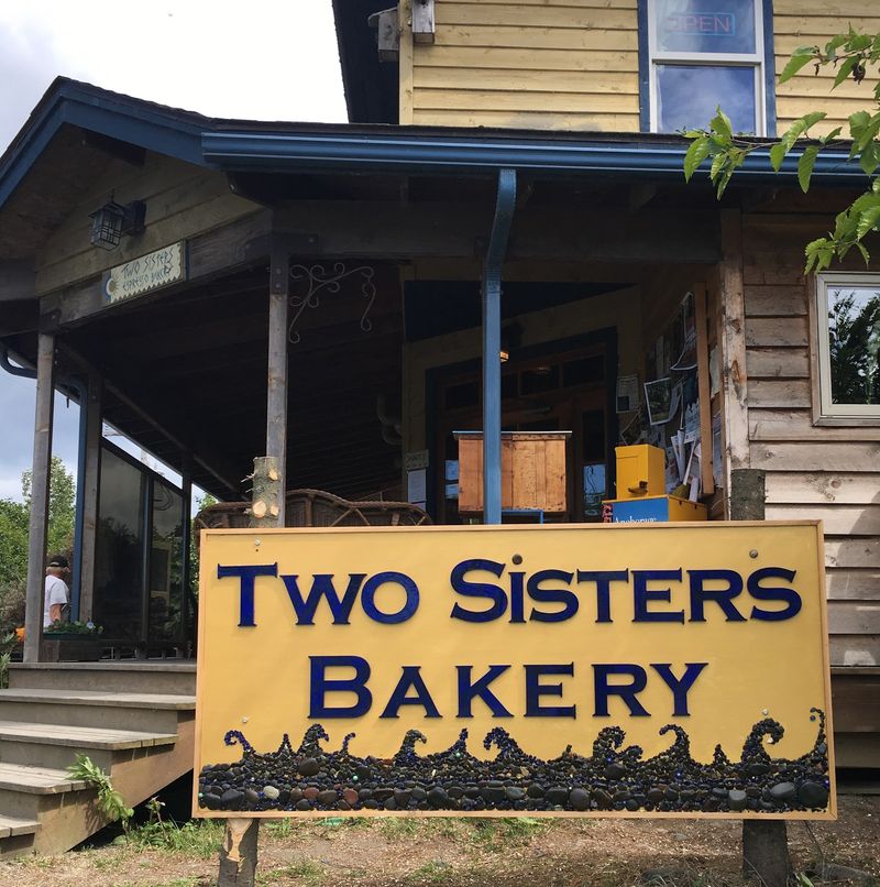 Alaska &mdash; Two Sisters Bakery (Homer)