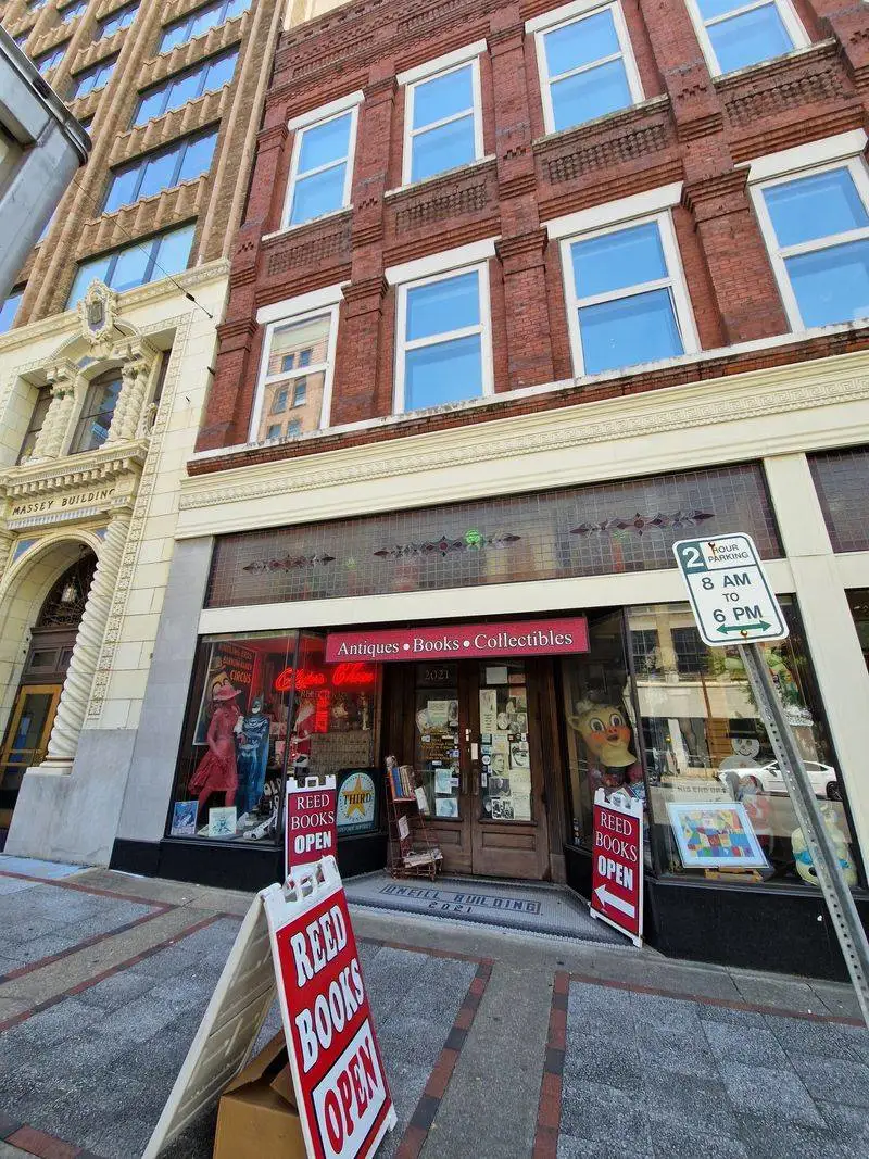 Getting Oriented: Where Time Slows Down