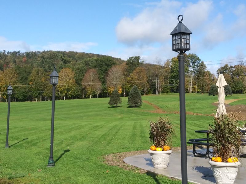 Seasonal experiences and nature walks