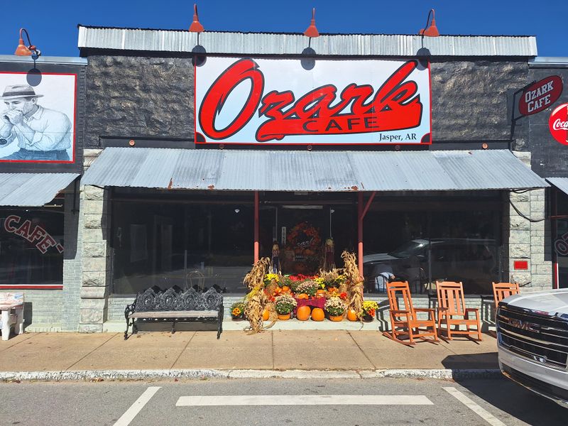 Arkansas &mdash; Ozark Caf&eacute; (Jasper)