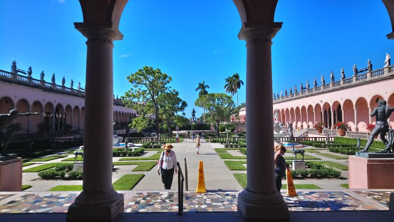 Bayfront Lawn Twilight Picnic