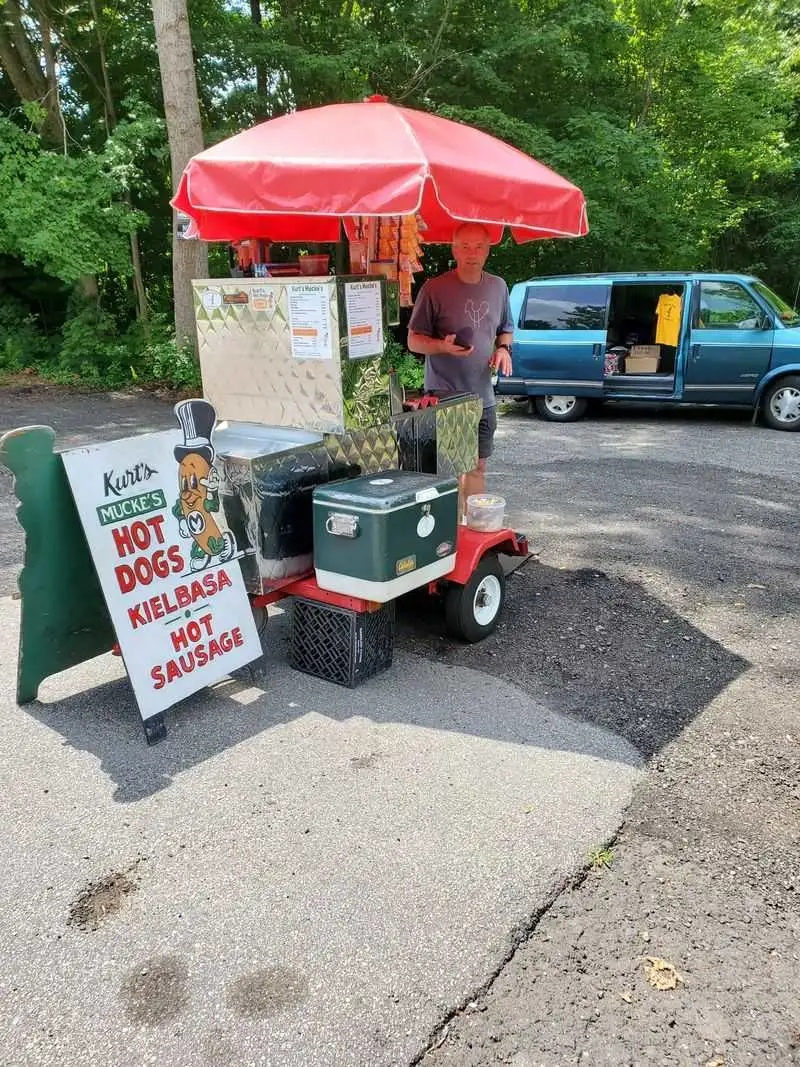 Kurt's Mucke's Hot Dogs &mdash; Torrington, CT