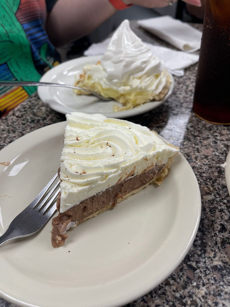 Chocolate Cream Pie Classic