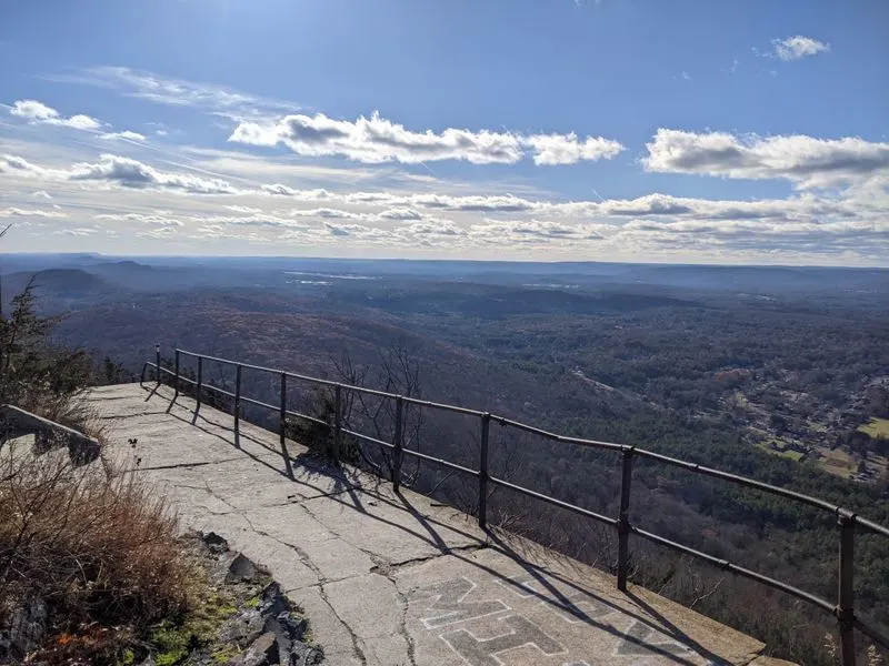 Mount Tom State Reservation