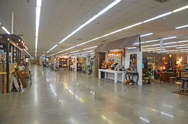 What makes the booths feel endless