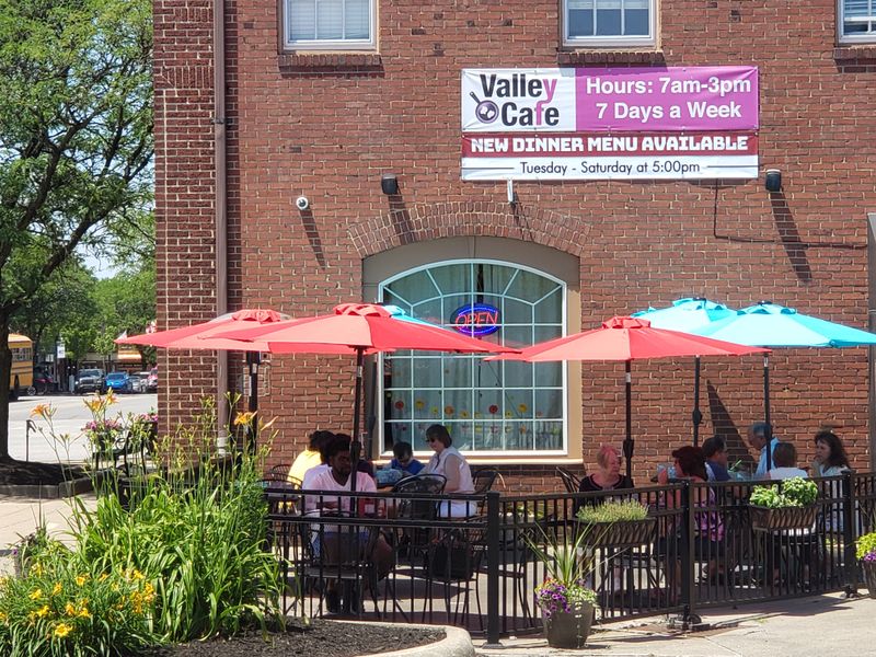 Patio Brunch Power Move