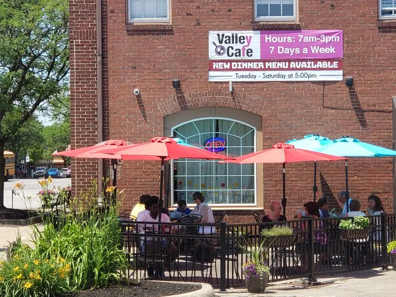 Patio Brunch Power Move