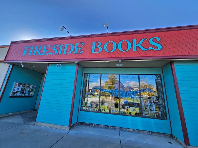 Fireside Books (Anchorage, Alaska)