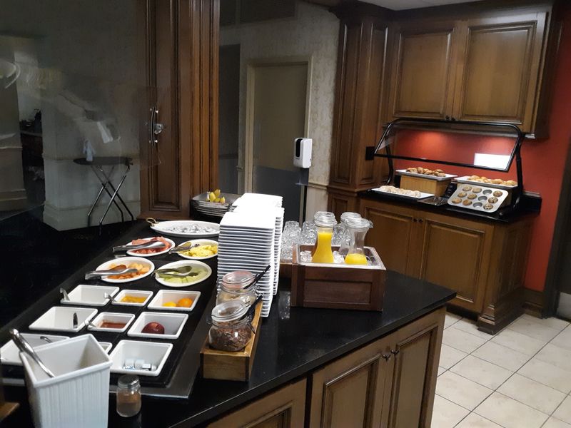 Lindsay’s Restaurant (Abraham Lincoln Hotel) — Springfield, IL