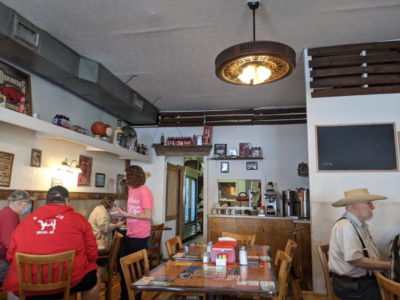 When to go: hours and crowd tips