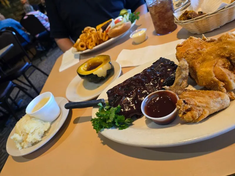 Lunch and dinner comfort classics