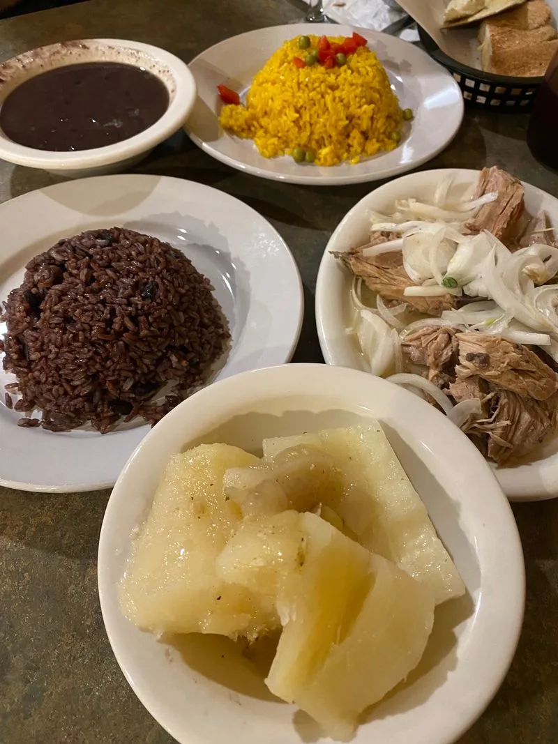 Ropa vieja and vaca frita essentials
