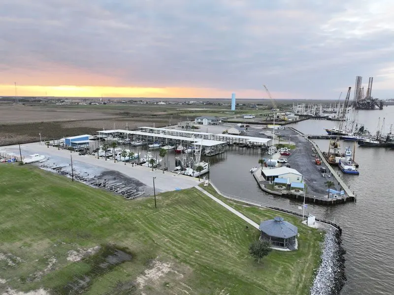 Sabine Pass, Texas-Louisiana line