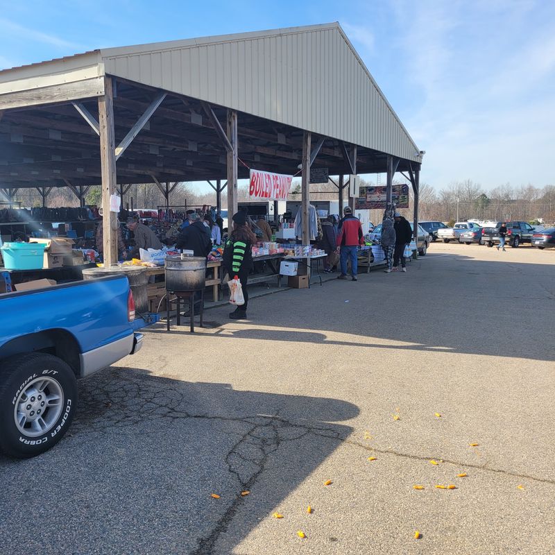 What to wear and bring for all day comfort