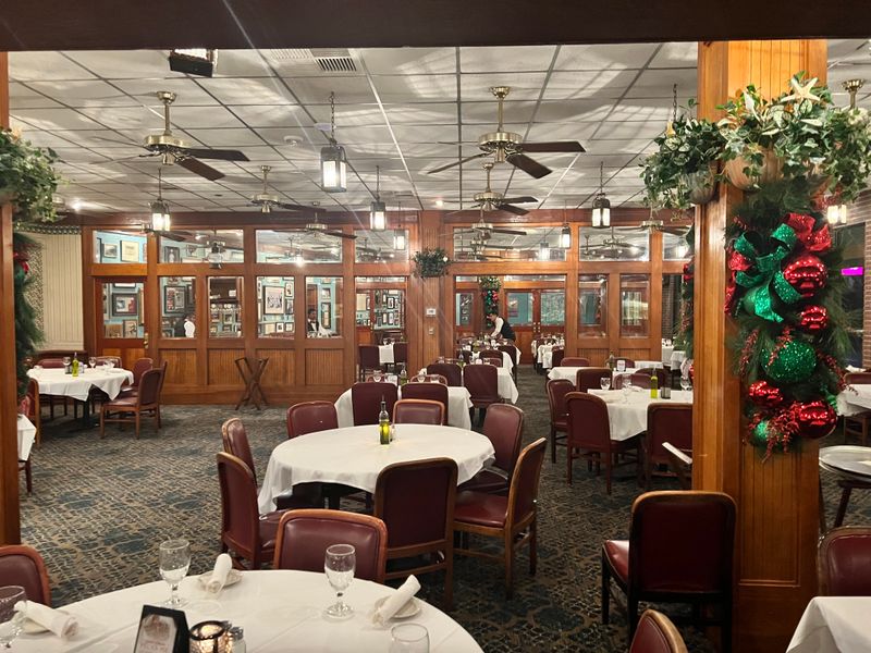 Gaido&rsquo;s Seafood Restaurant &mdash; Galveston