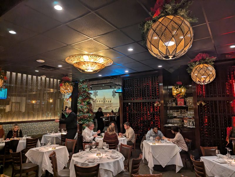 Volare Italian Ristorante &mdash; Louisville, KY