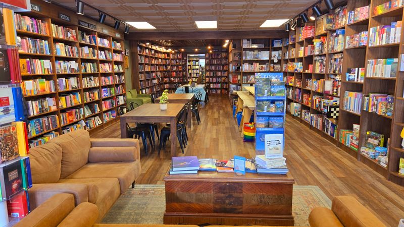 Paulina Springs Books — Sisters, OR