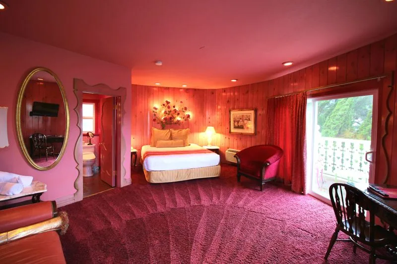 Madonna Inn Castle Suite, San Luis Obispo