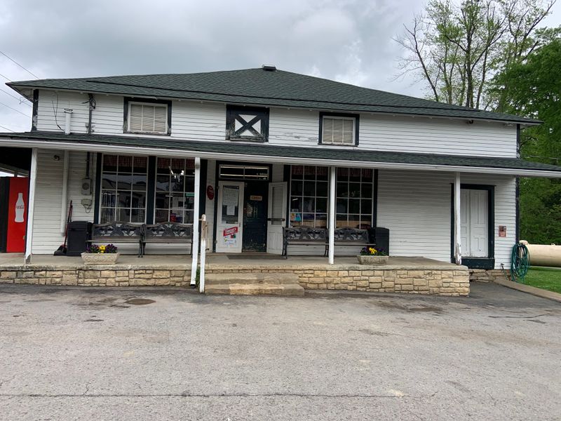 Huff’s Market — Burwood, Tennessee