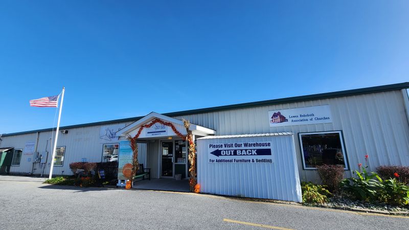 New Life Thrift Shop - Lewes