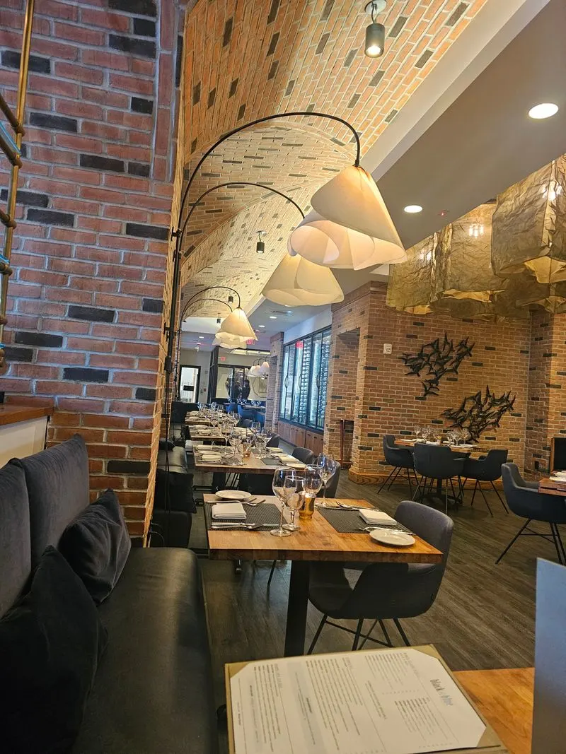 Black & Blue Steak and Crab (Burlington)