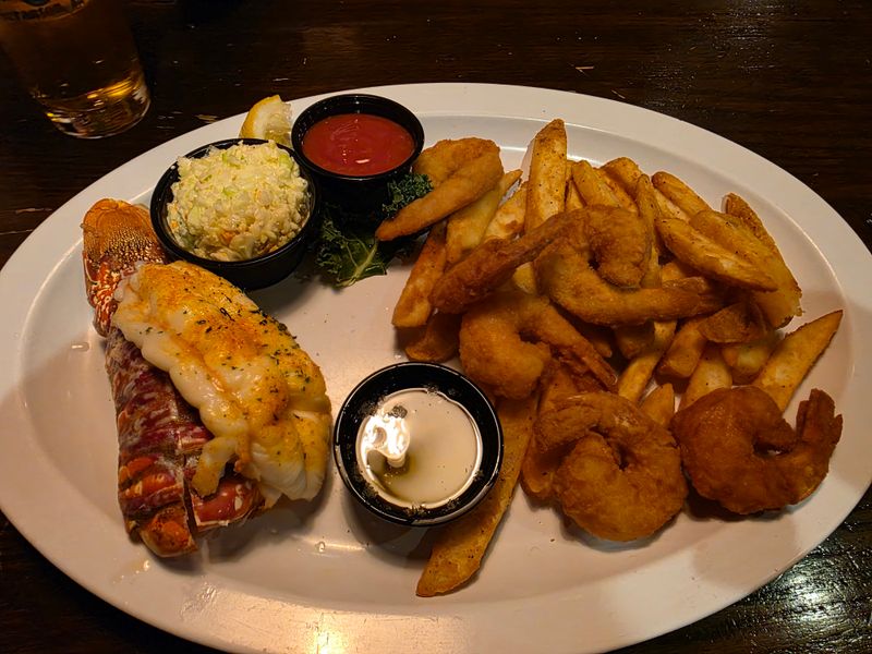 Crispy fried shrimp and chips