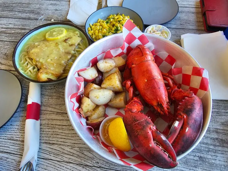 Local Eats: Seafood Shacks and Cozy Breakfast Spots