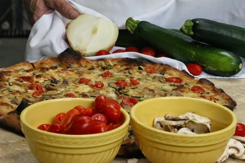 Menu highlights beyond the icons