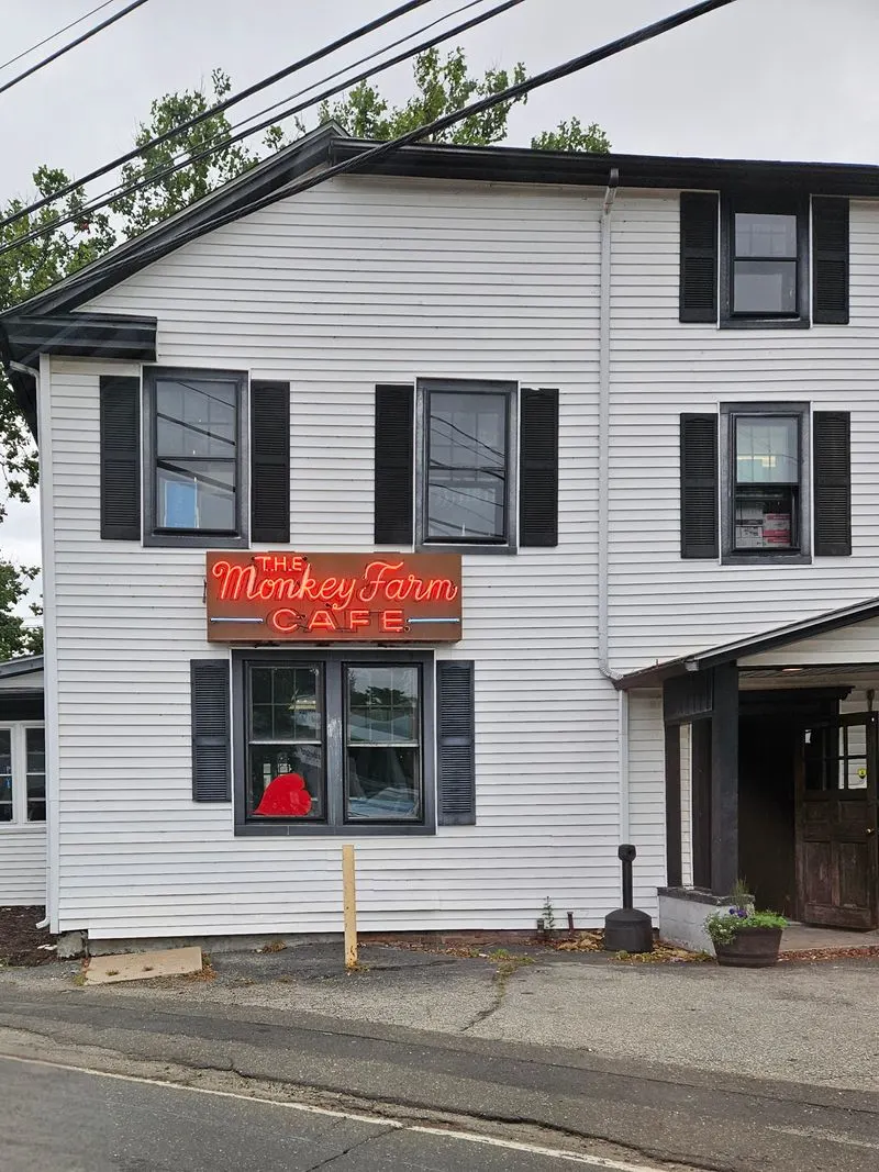 Food, breaks, and nearby add ons