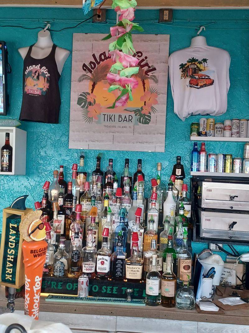 Island Girl Tiki Bar &mdash; Treasure Island, FL