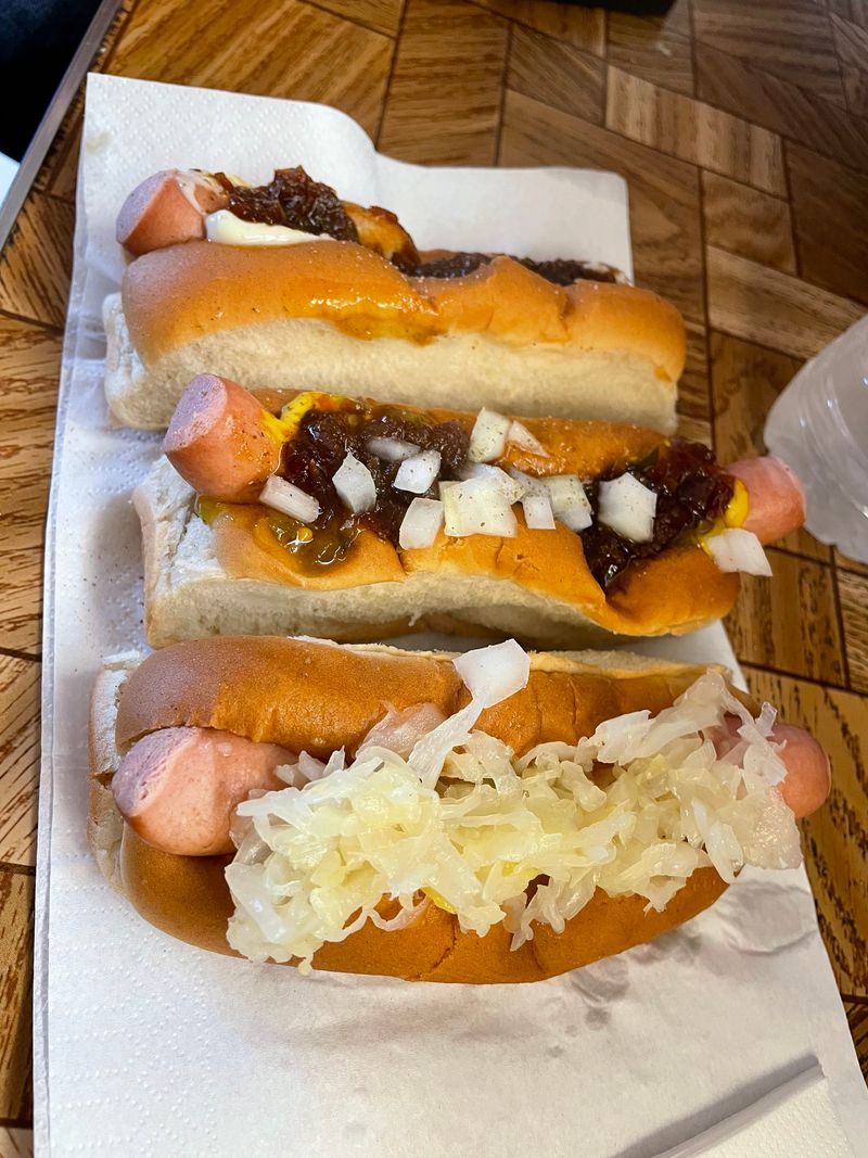 Flo&rsquo;s Hot Dogs, Cape Neddick, Maine