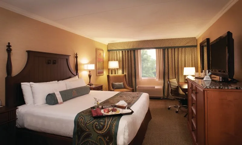 Where to stay: Sweet sleep close to the action