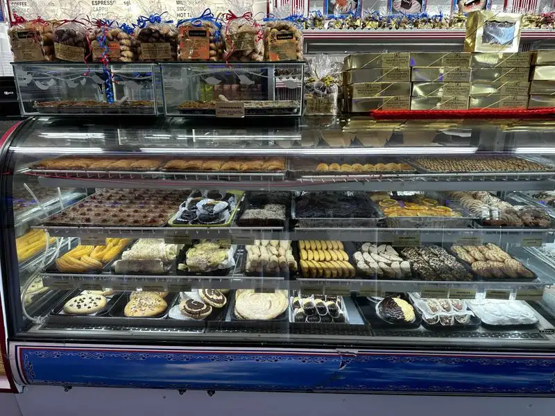 Hellas Bakery & Restaurant