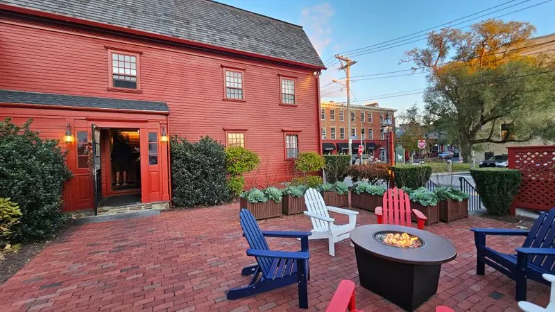 Planning your visit: hours, price, and parking