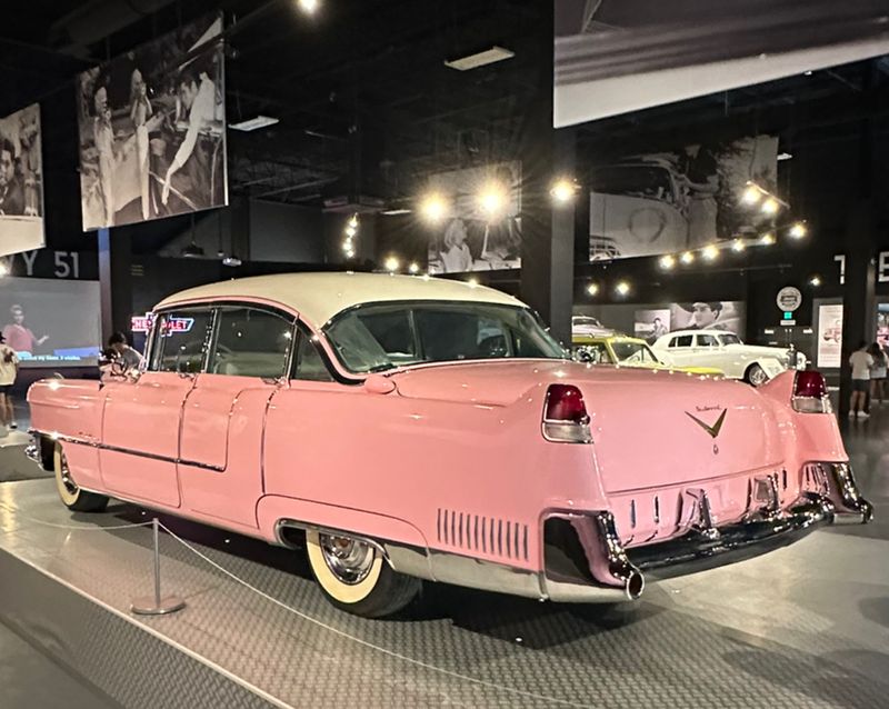 Elvis&rsquo; Custom Cars & Airplanes