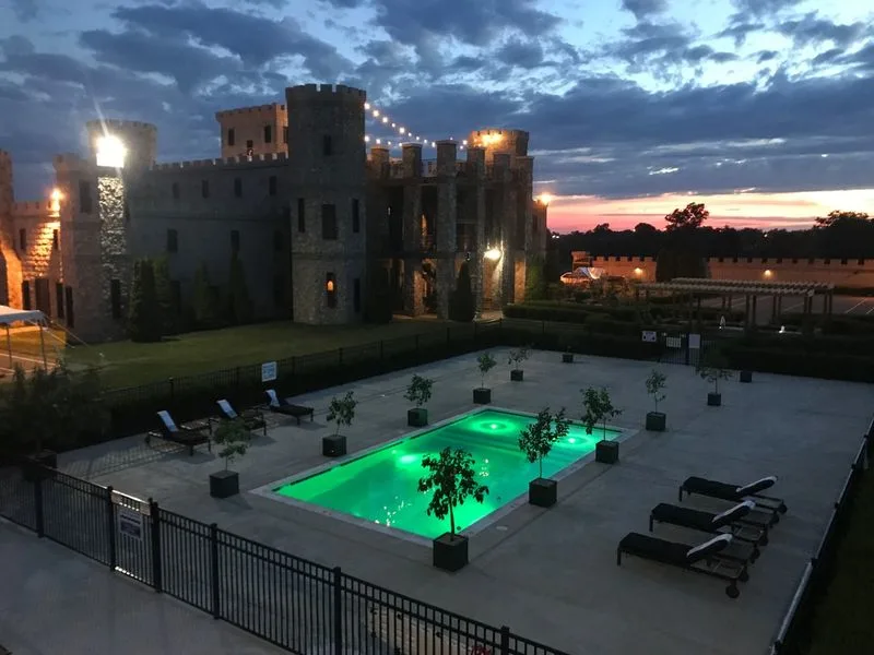 Outdoor Pool and Seasonal Leisure