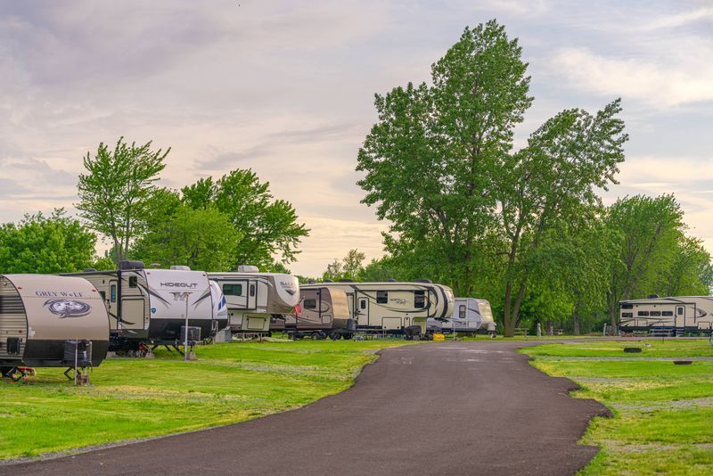 Bugs, breezes, and smart packing