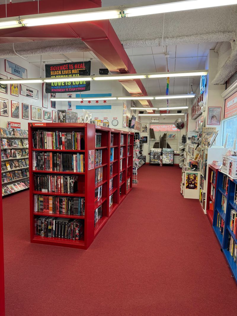 Challengers Comics &ndash; Chicago, IL