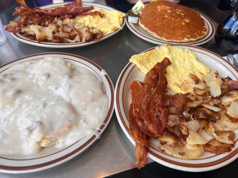Biscuits and Gravy That Warm Your Soul