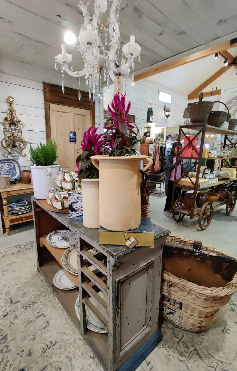 Dealer Conversations and Negotiation