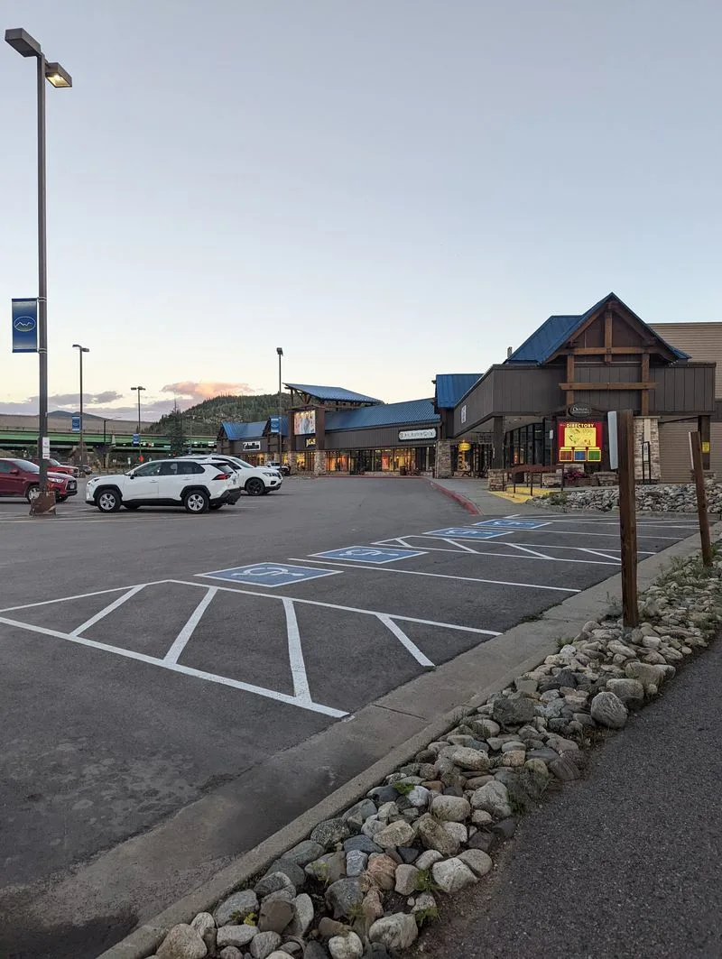 Parking, navigation, and using the welcome center