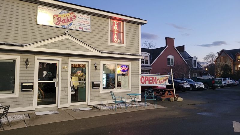 Jake's Diggity Dogs &mdash; Milford, CT