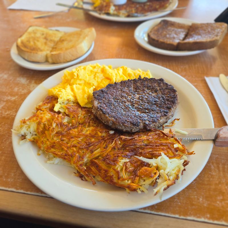 Lil Jon Restaurant & Lounge &mdash; Bellevue