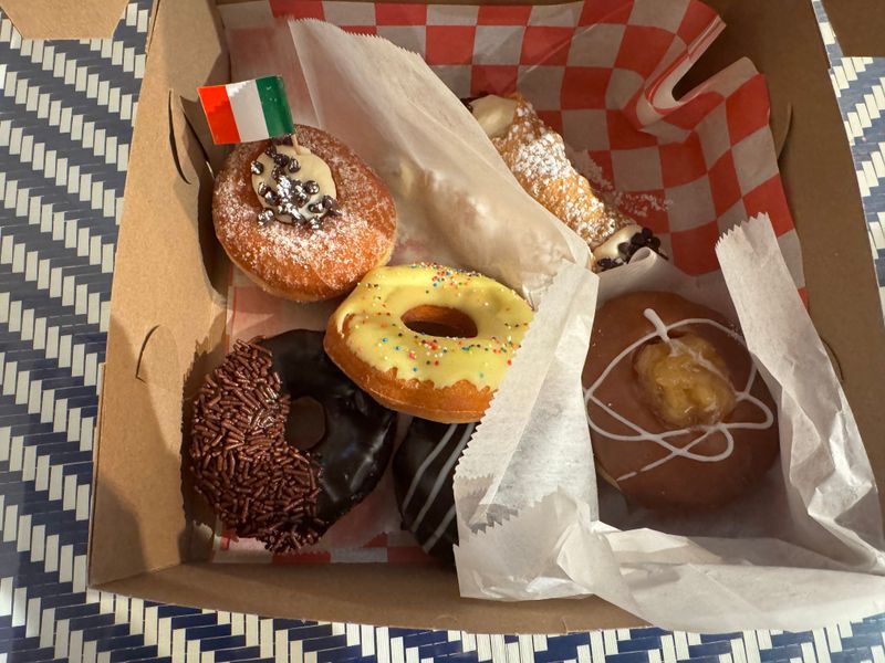 Enzo Benzo Specialty Donuts — Berwick, ME