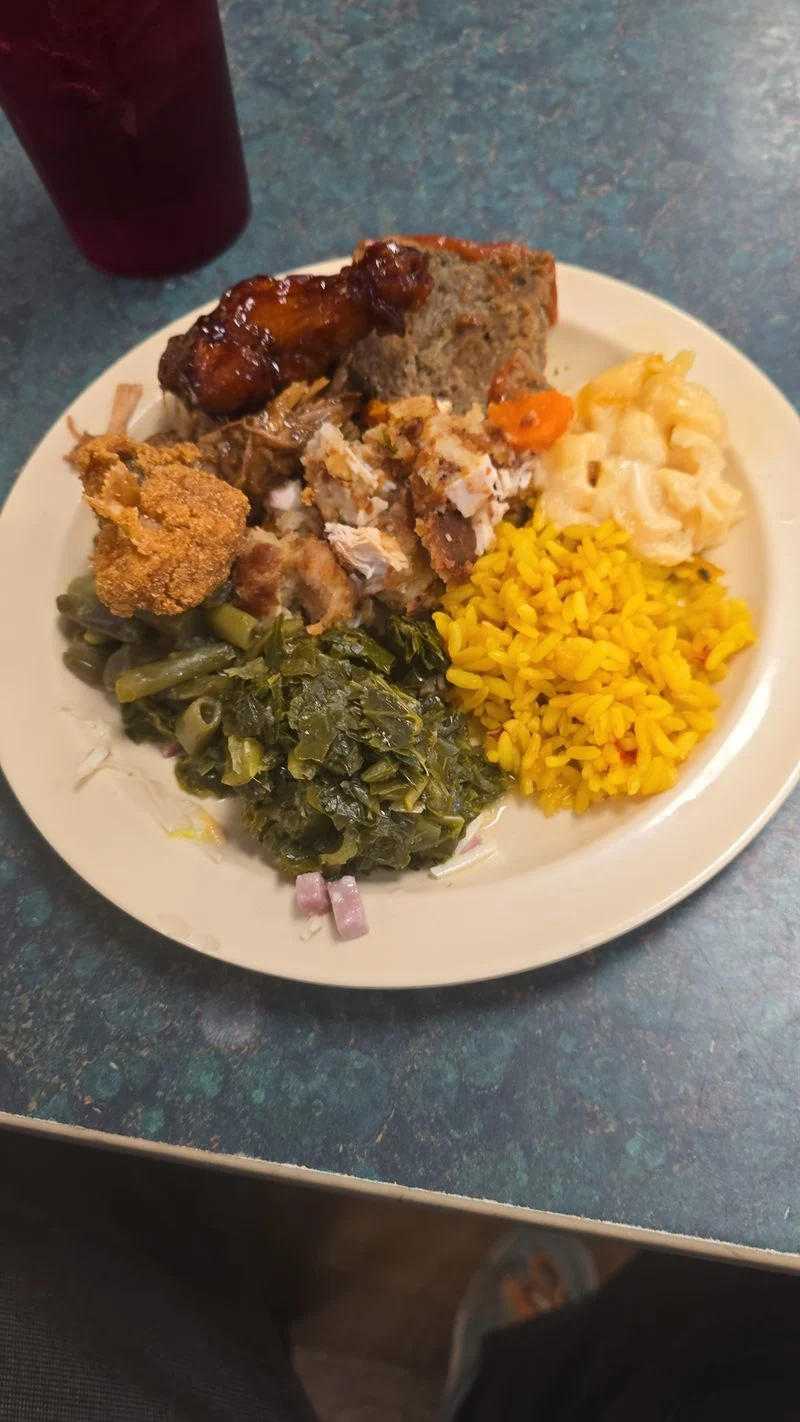 Sides that make the plate sing