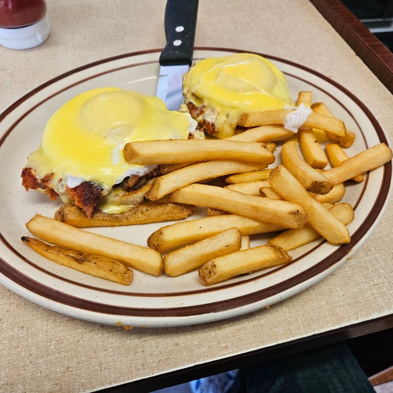 Lobster Benedict