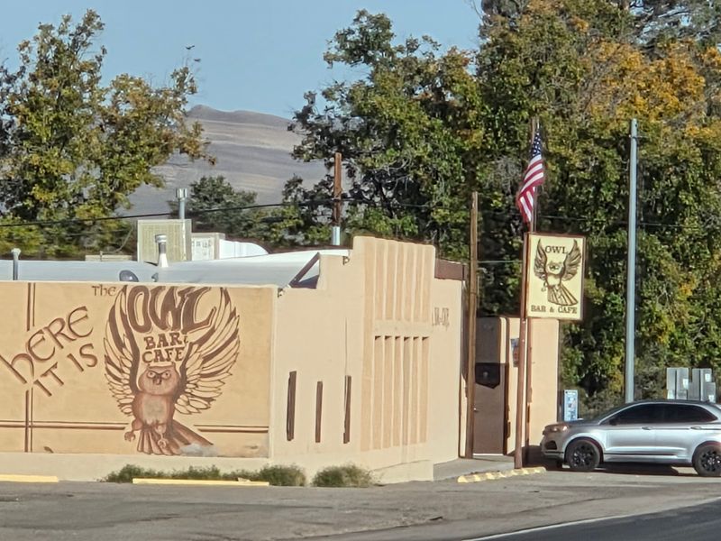 Hours, location, and timing your stop