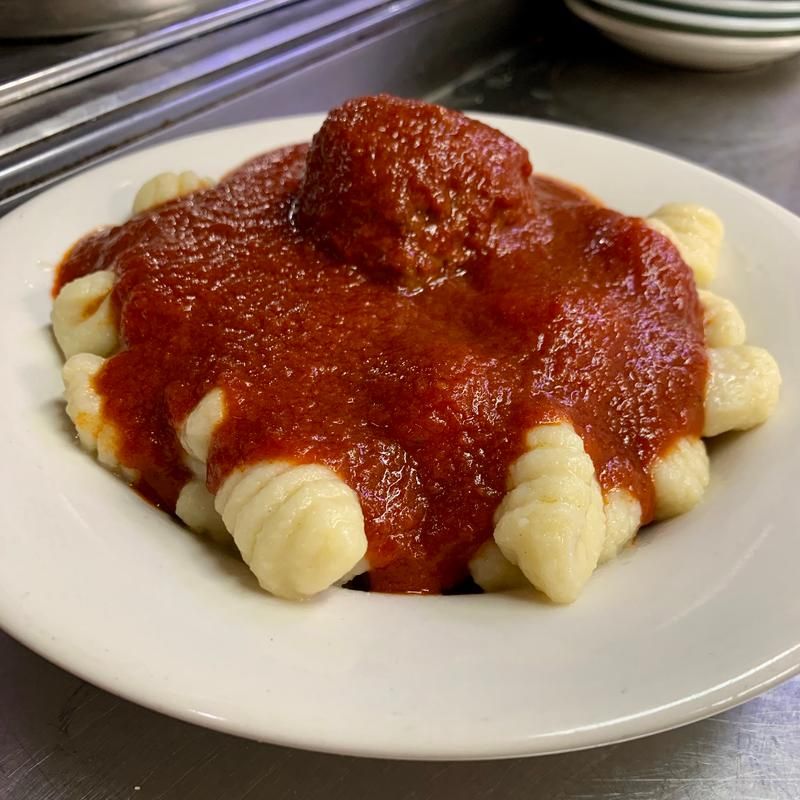 Red-Sauce Meatballs Worth Sharing