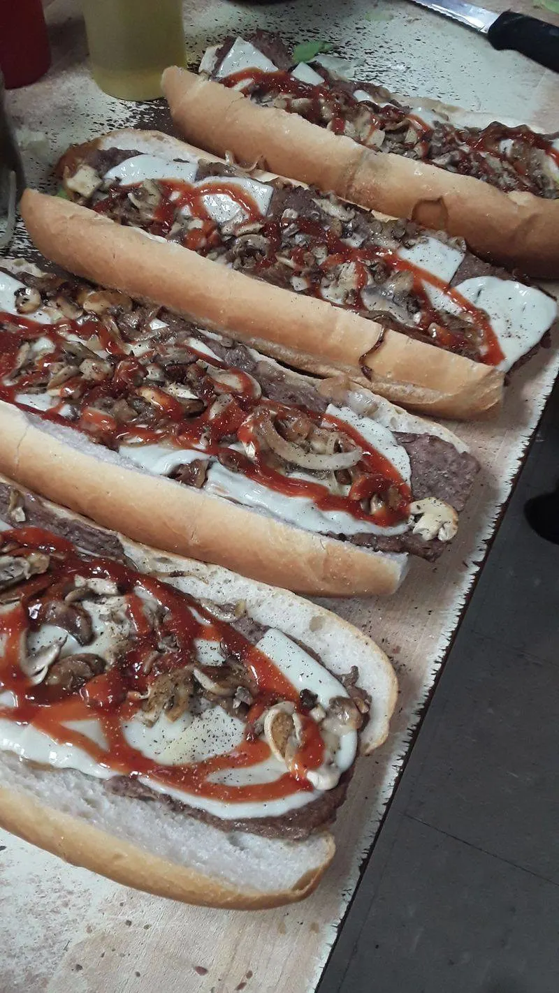 Casapulla&rsquo;s Steak & Sub Shop - Elsmere