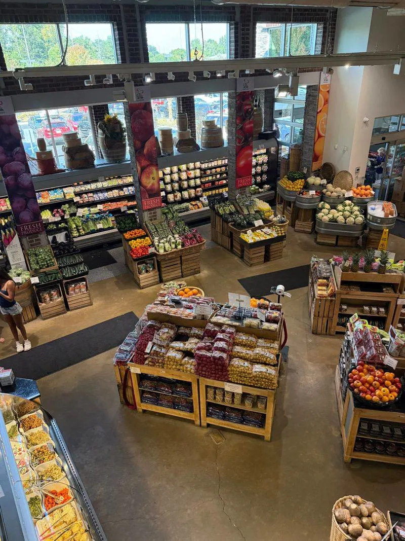 Customer Service: The Cantoro's Experience